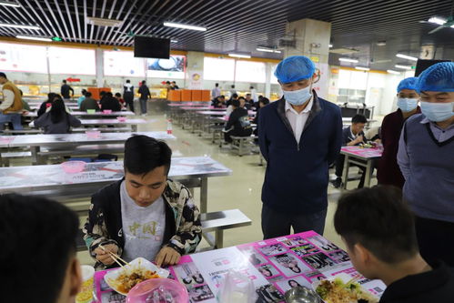 學校領導帶隊檢查食堂安全及餐飲服務工作